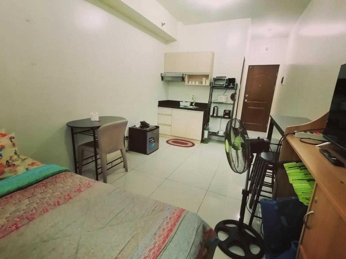 The Beacon Makati Staycation Suites Manila Exterior photo